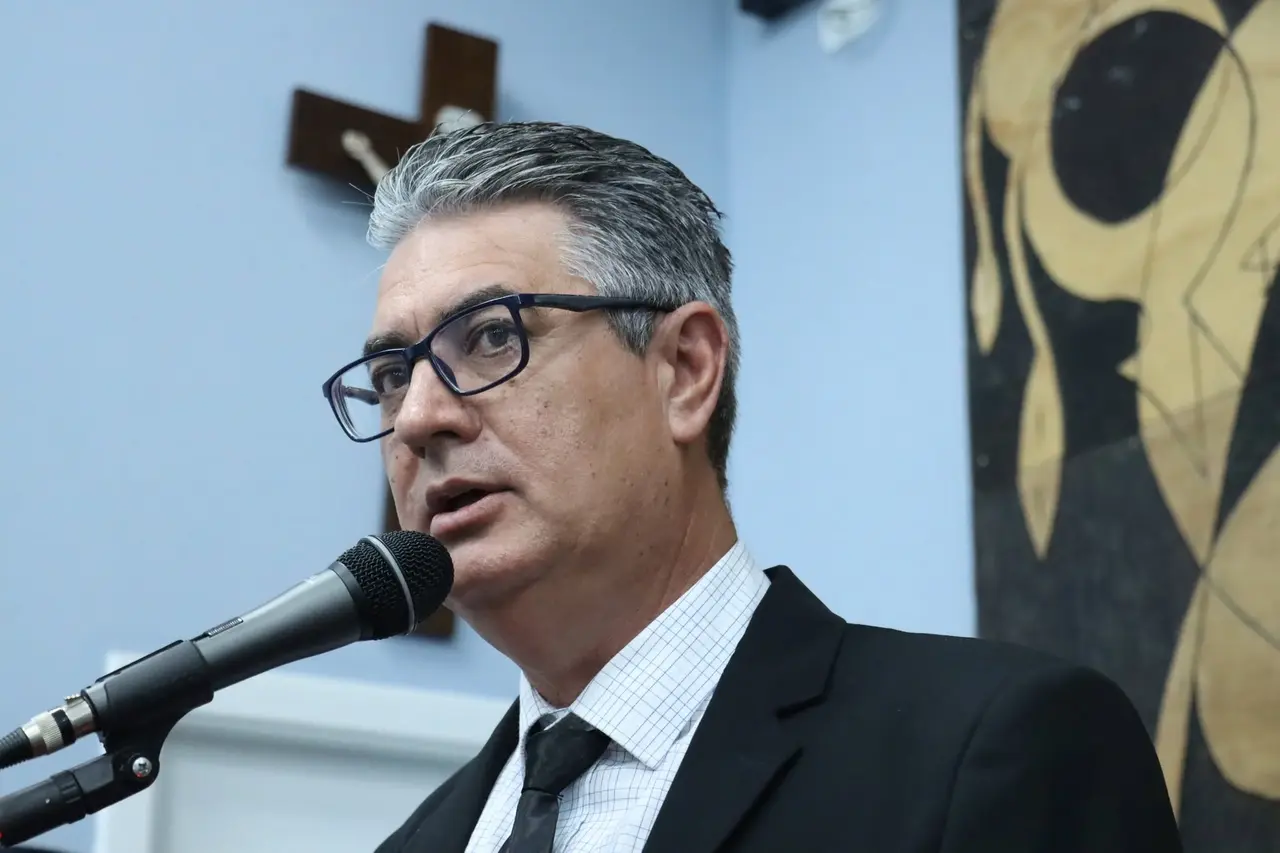 Julio Kuller diz que “já achou o cachorro” e agora mira dono por fake news nas eleições