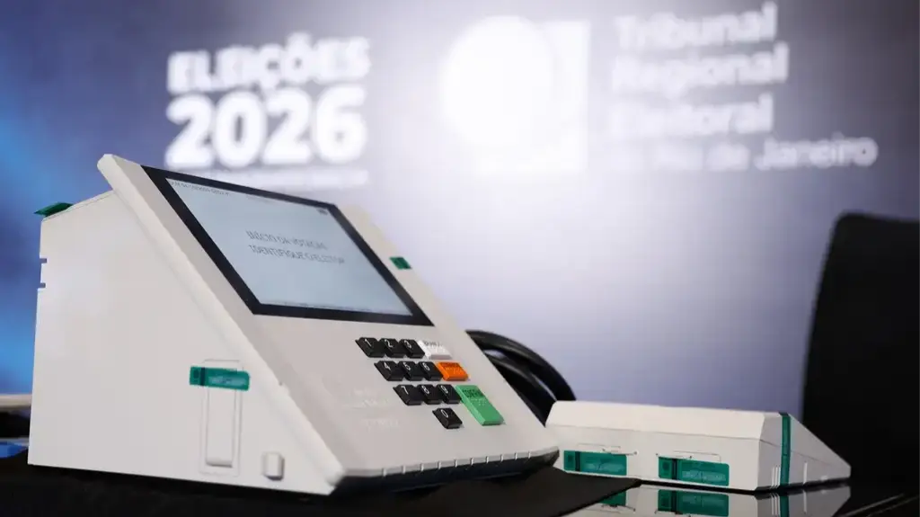 Exclusivo: Ponta Grossa tem registro de voto após às 17h com prorrogação da eleição; veja números do Brasil