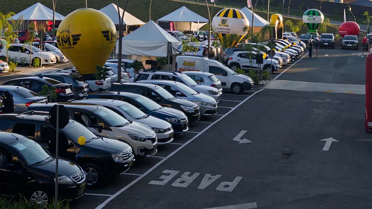 Feirão reúne mais de 250 carros e motos com opções de financiamento