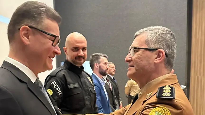 Presidente da ACIPG recebe Medalha de Mérito do 4º CRPM