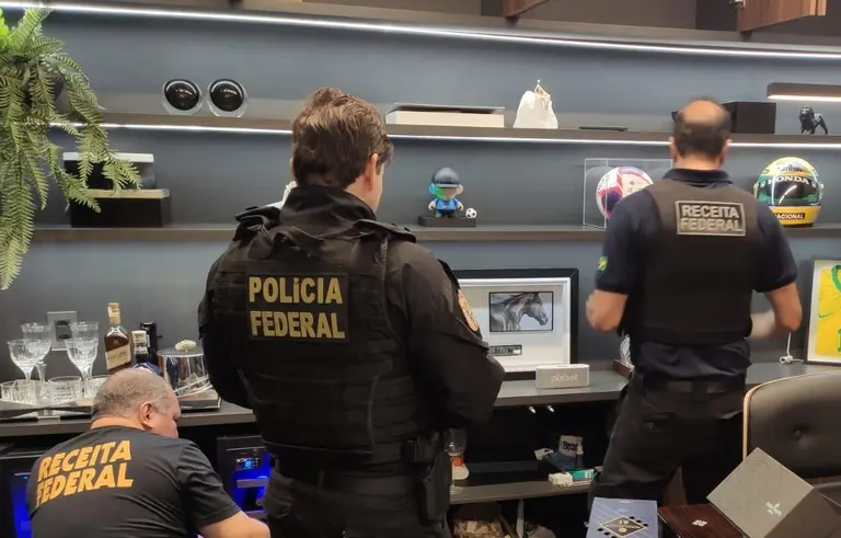 PF faz operação contra lavagem de dinheiro de bets com ações no Paraná