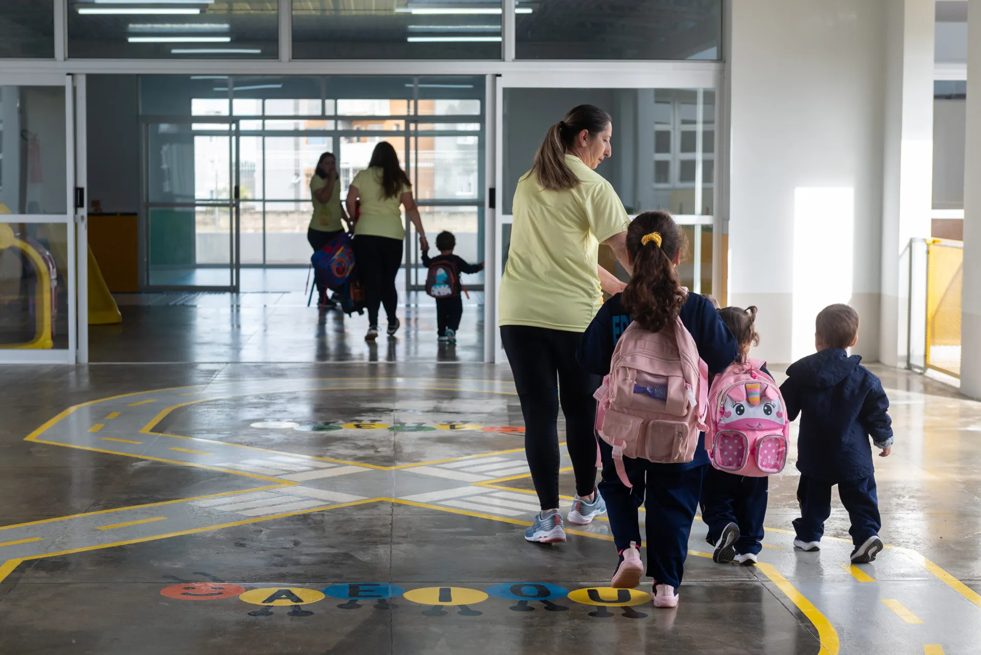 Prefeitura nega desabastecimento de merenda escolar no primeiro dia