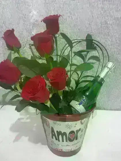 Kit Balde Rosas Espumante / Vermelhas / 06 Unidades
