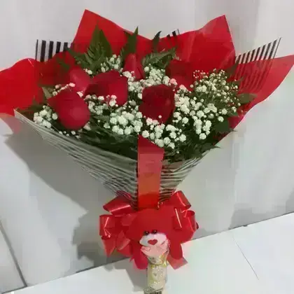 Bouquet 6 Rosas com Chocolate e Ursinho