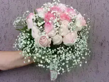 Buquê Noiva Rosas Rosa em Tons Claros - 24 Rosas