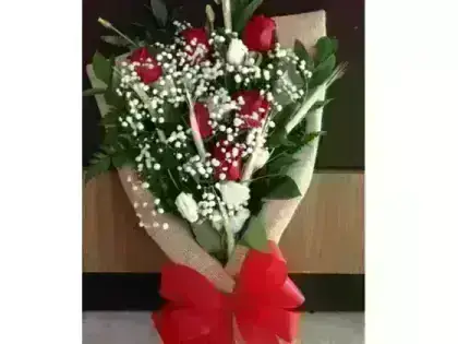 Ramalhete de Rosas na Juta - Vermelho