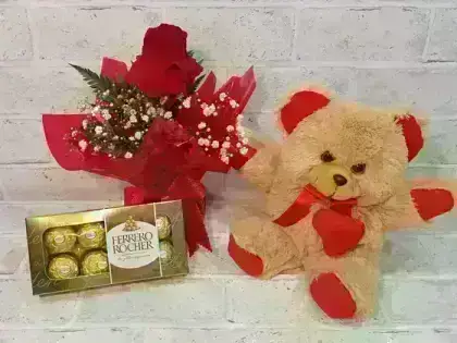 Arranjo com 1 Rosas Dobradas Vermelhas + Chocolates + Pelucia - Ferrero 8 Unidades