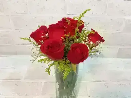 Vaso com Rosas Vermelhas - 6 Rosas