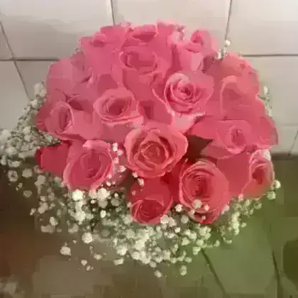 Buquê Noiva 24 Rosas em Tons Rosados