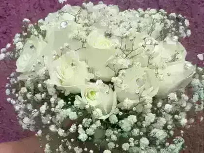 Buquê Noiva Rosas Brancas - 18 Rosas