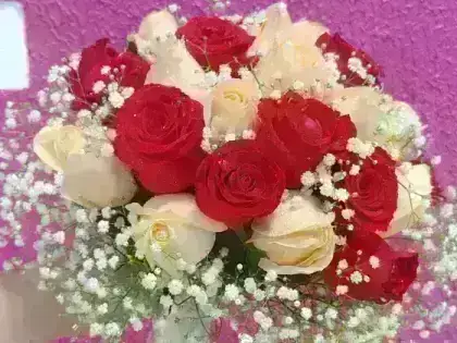 Buquê Noiva Rosas Vermelhas e Champanhe - 36 Rosas