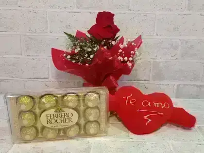 Arranjo com 1 Rosas Dobradas Vermelhas + Chocolates + Coração Pequeno - Ferrero 12 Unidades