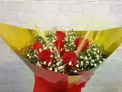 Buquê de Rosas Vermelhas Luxo - 6 Rosas
