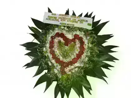 Coração de Flor do Campo com Rosas Vermelhas
