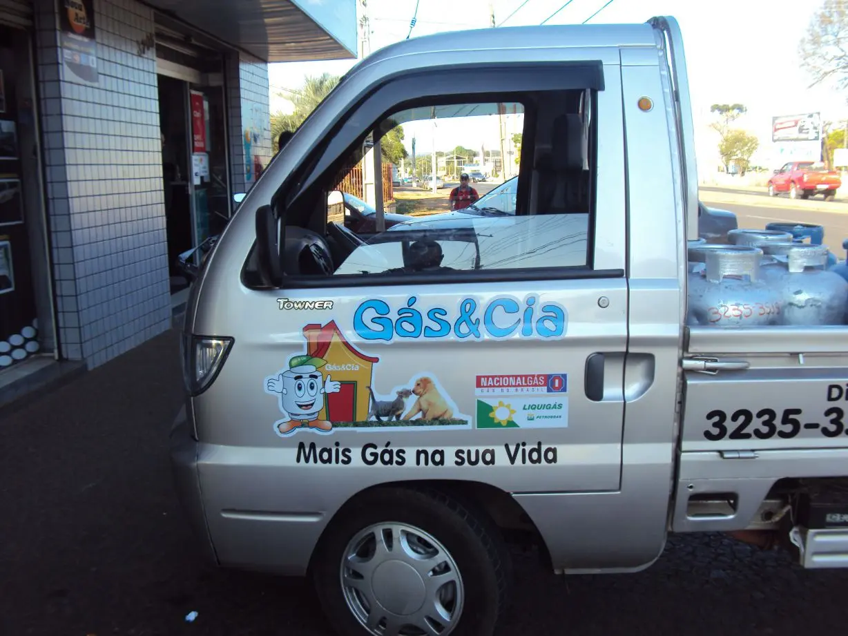 Trabalho de comunicação visual - Nova Arte