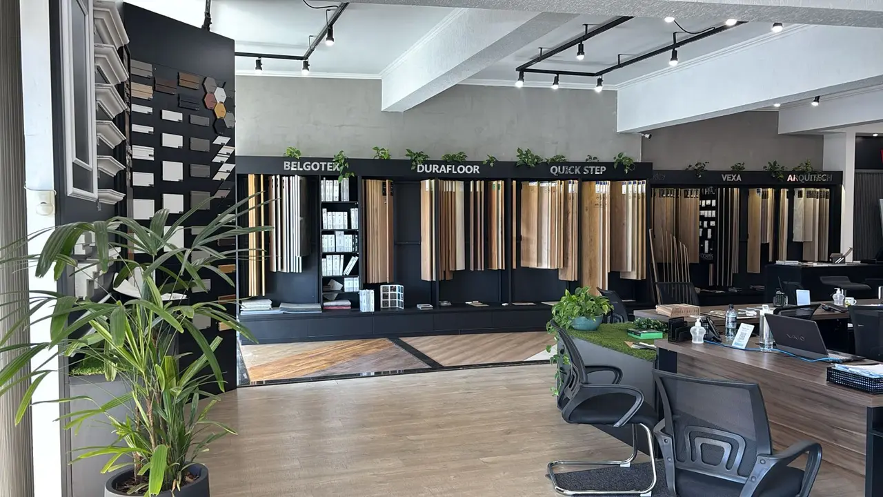 Showroom de pisos laminados e vinílicos